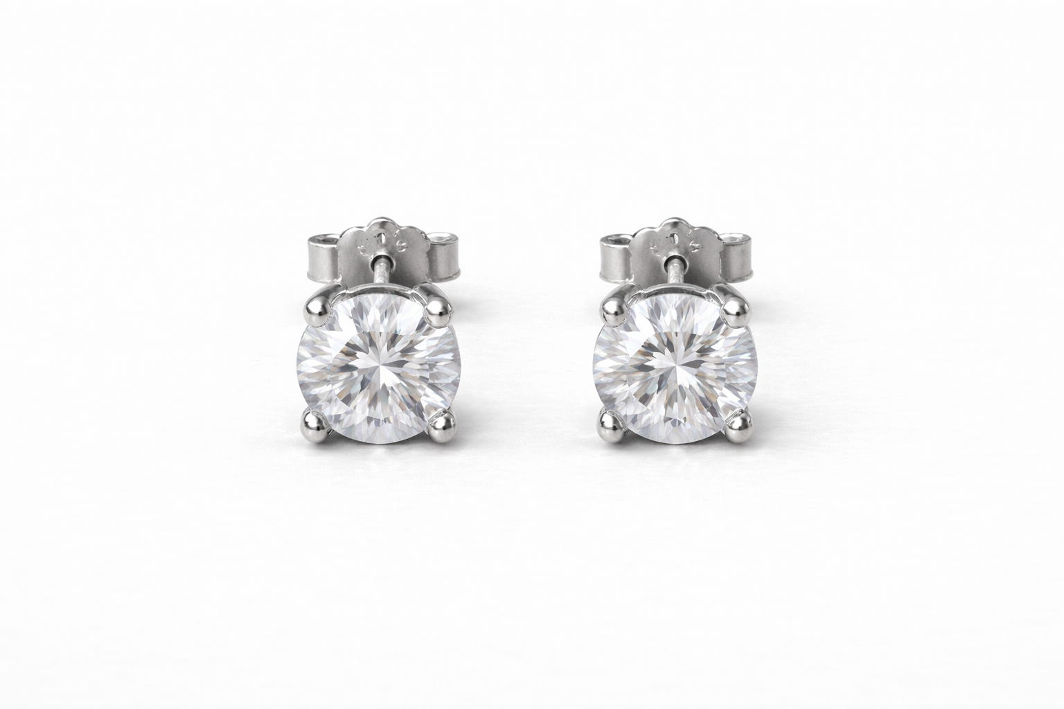 Boucles d’Oreilles Moissanite Christina – 1 Carat Total (0,5 ct chacune)