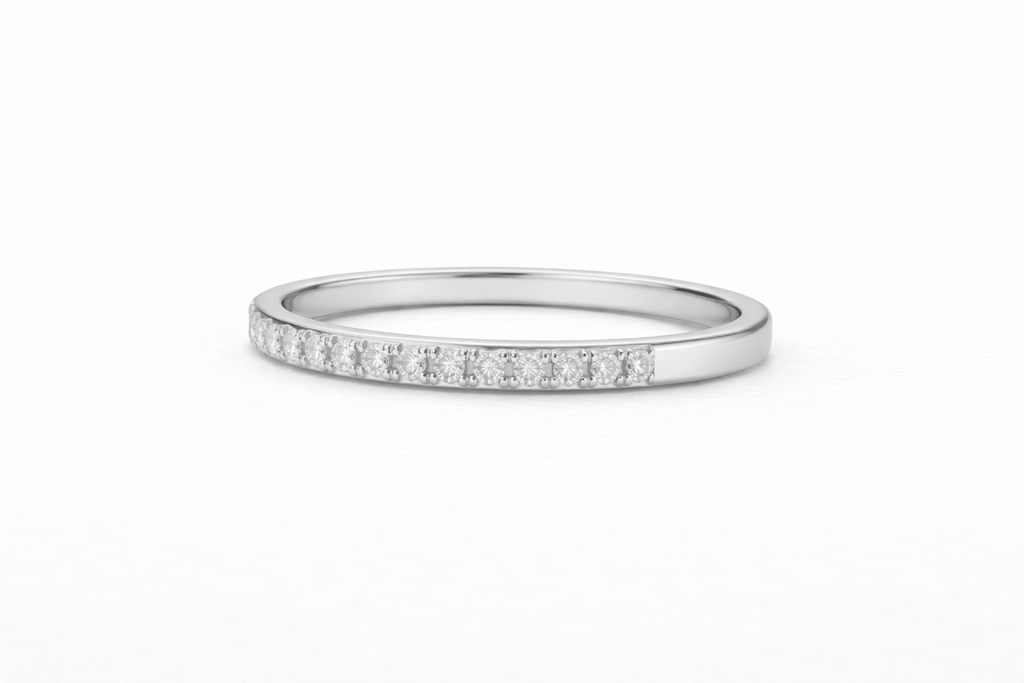 Bague pavée en Moissanite Christina – Finesse & éclat